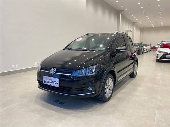 VOLKSWAGEN FOX 1.0 MPI TRACK 12V FLEX 4P MANUAL